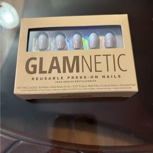 Brand new press on nails